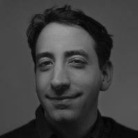 Jonathan Dotan headshot
